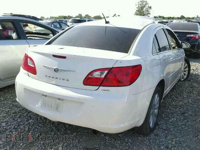 2010 CHRYSLER SEBRING - VIN: 1C3CC5FD3AN190770 - Фото 4