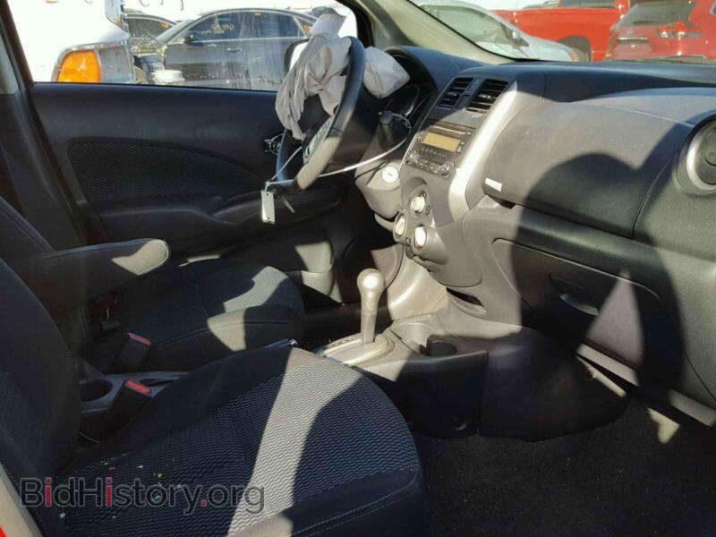 2014 Nissan VERSA (VIN 3N1CE2CP1EL388131) — фото 5 из 10