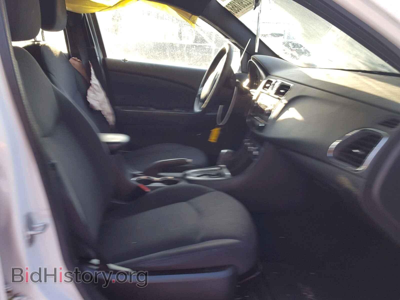 2013 CHRYSLER 200 - VIN: 1C3CCBAB4DN646901 - Photo 5