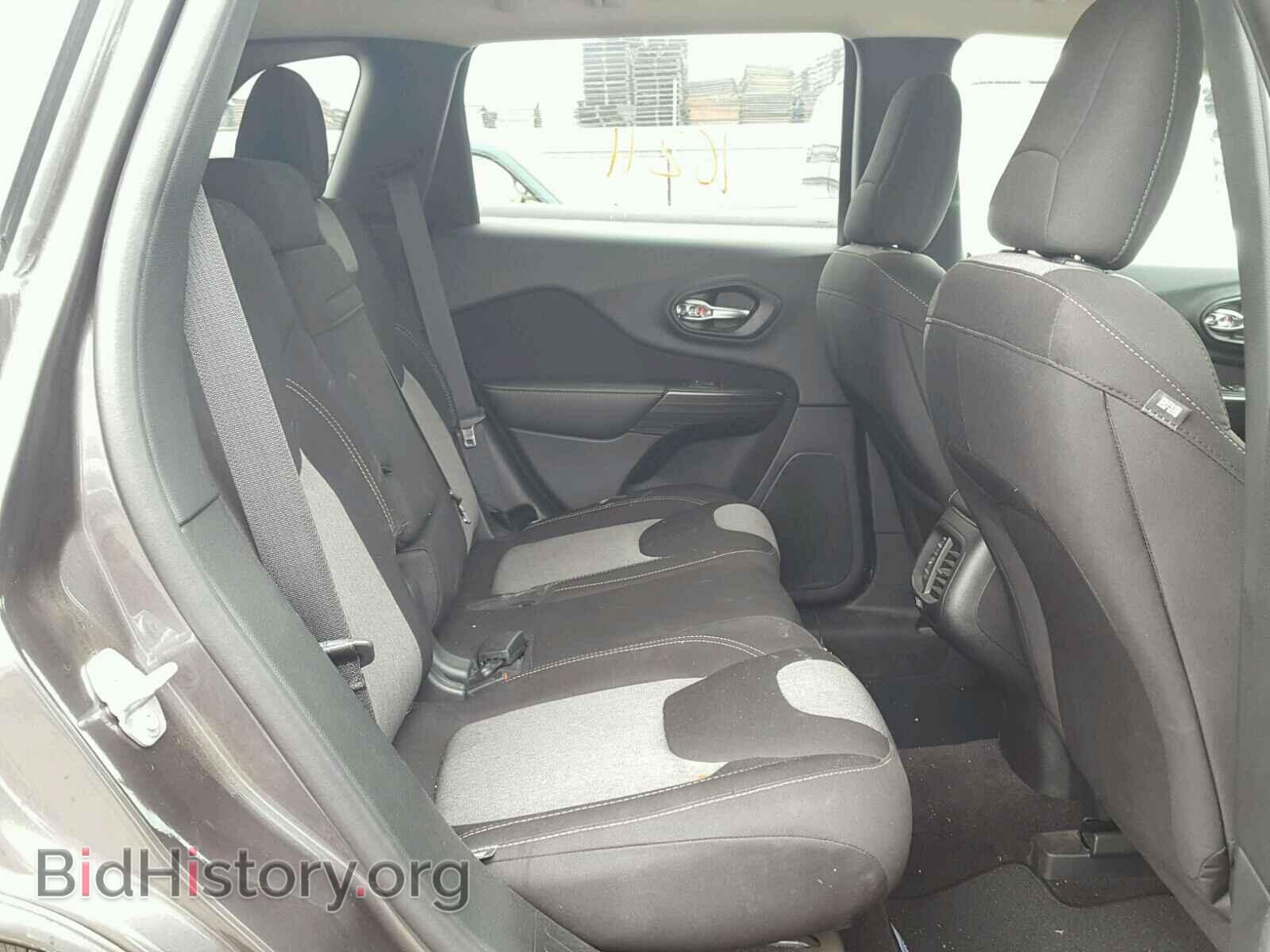 2017 JEEP CHEROKEE - VIN: 1C4PJMAB3HW515800 - Фото 6