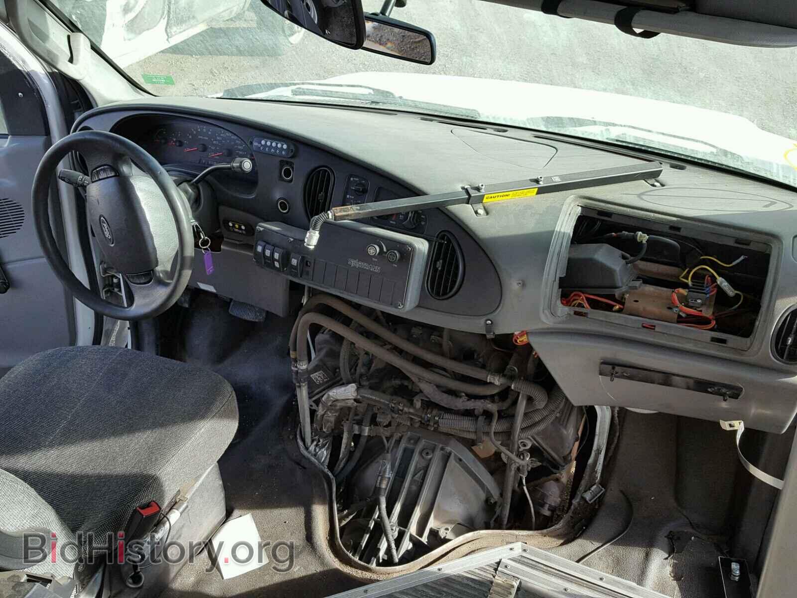 2008 FORD ECONOLINE - VIN: 1FD4E45S28DB46906 - Photo 5