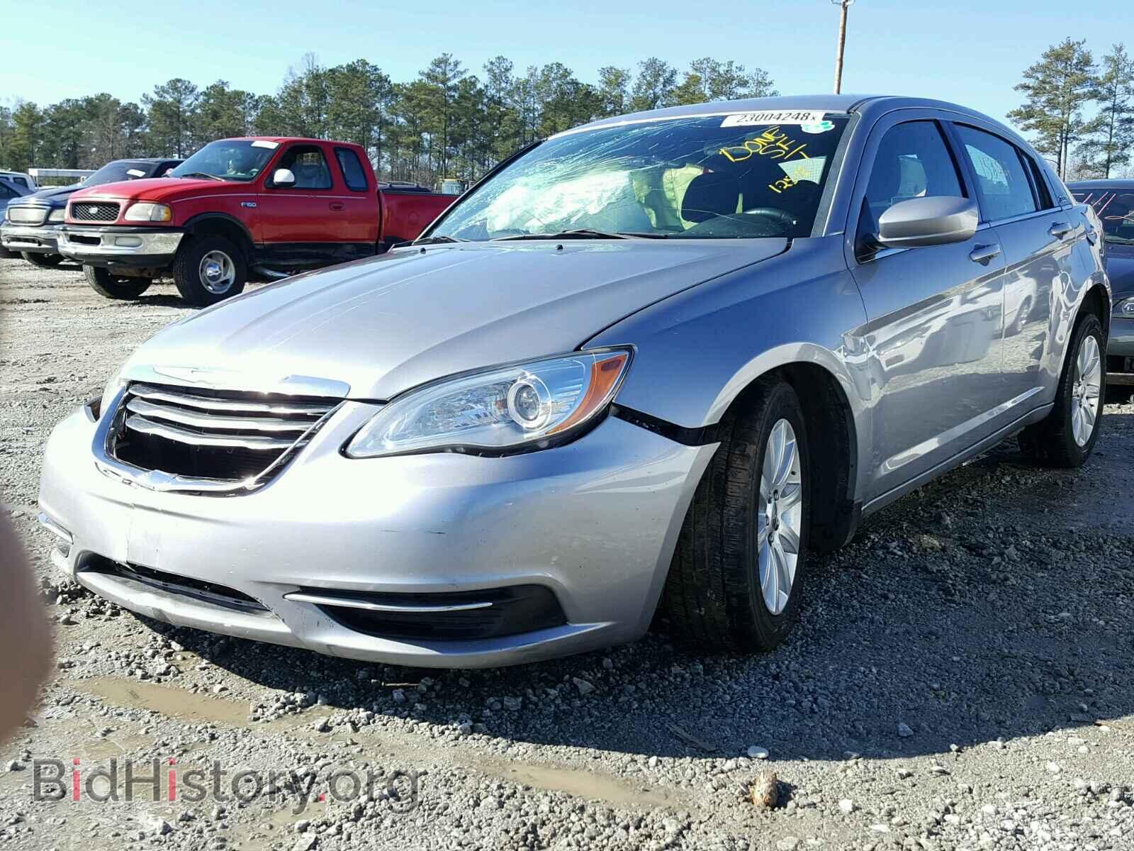 2014 CHRYSLER 200 - VIN: 1C3CCBBB1EN192526 - Фото 2