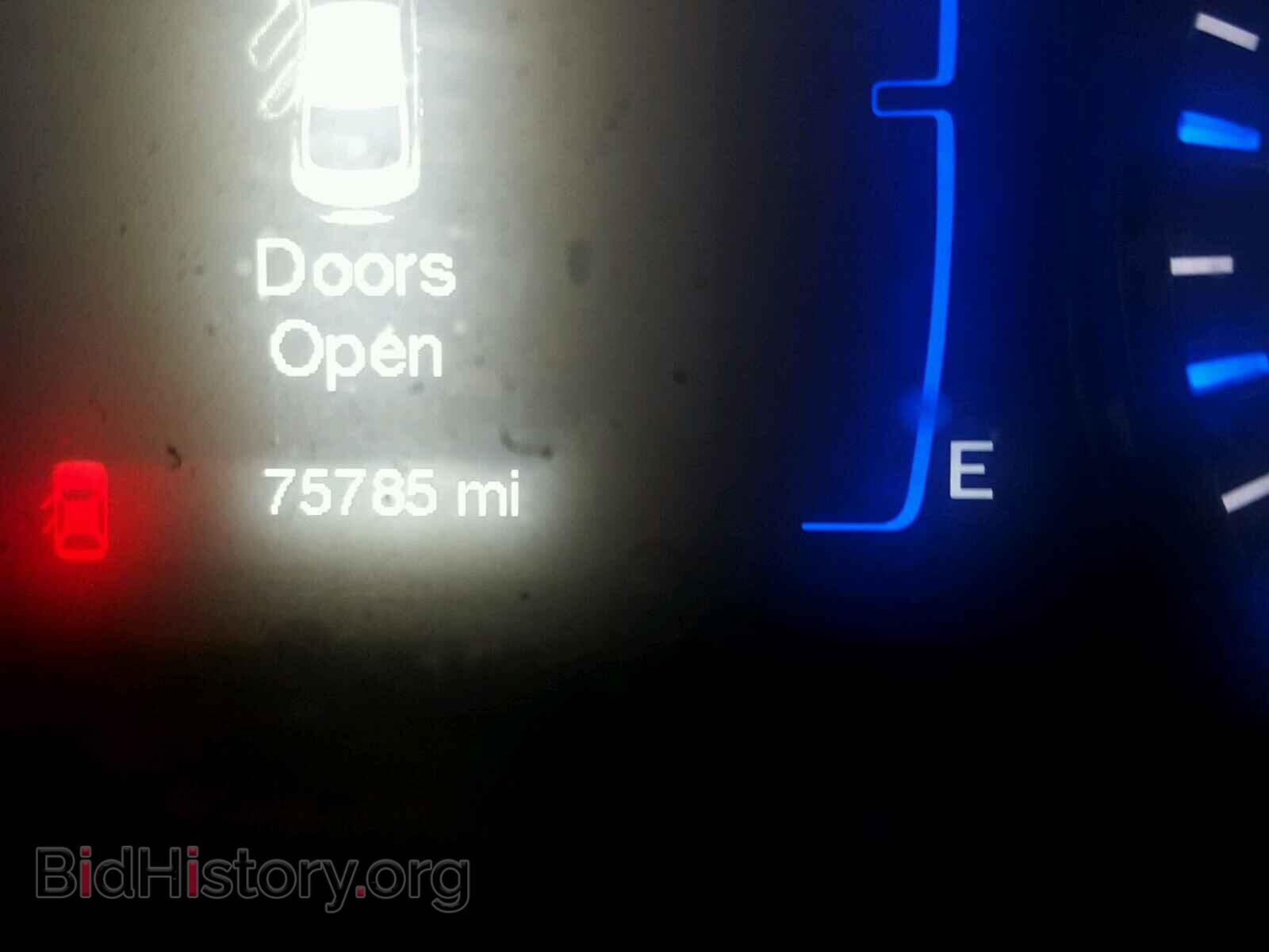 2015 CHRYSLER 200 - VIN: 1C3CCCAB3FN733164 - Photo 8