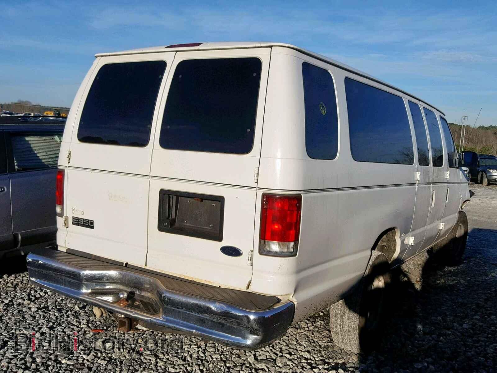 2000 FORD ECONOLINE - VIN: 1FBSS31L7YHA77110 - Photo 4