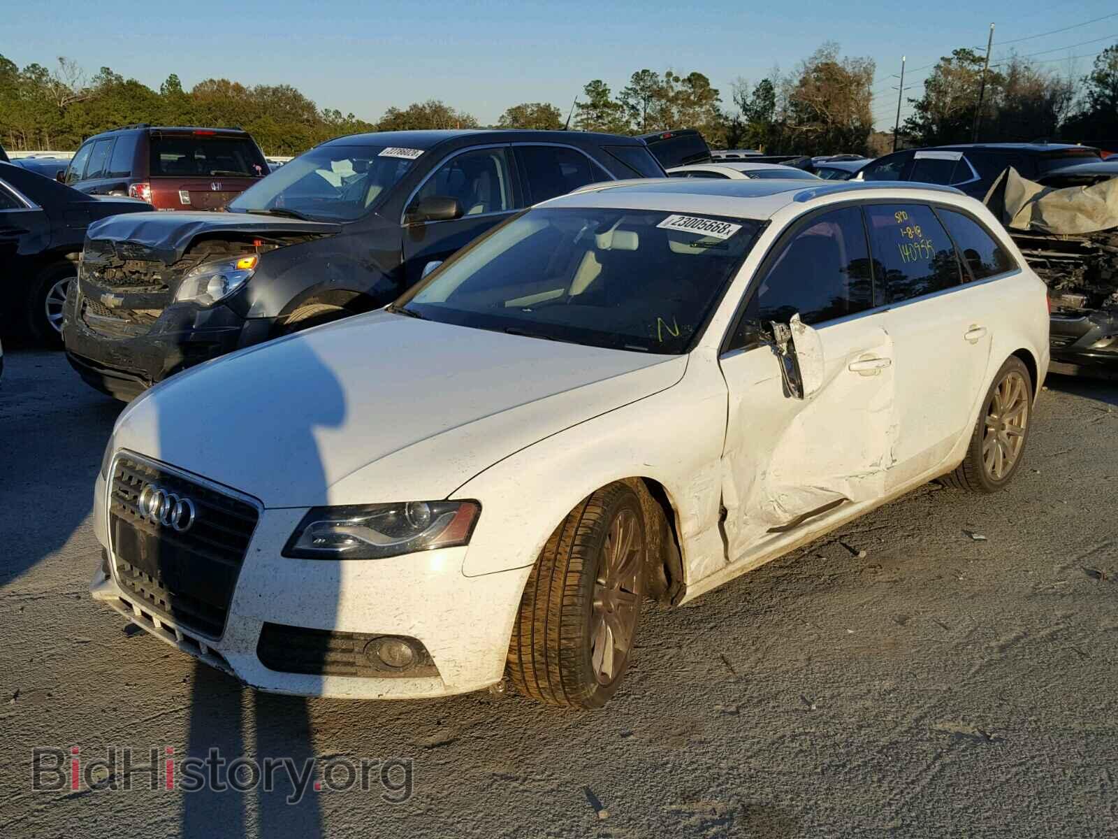 2010 AUDI A4 - VIN: WAUWFAFL4AA175599 - Photo 2
