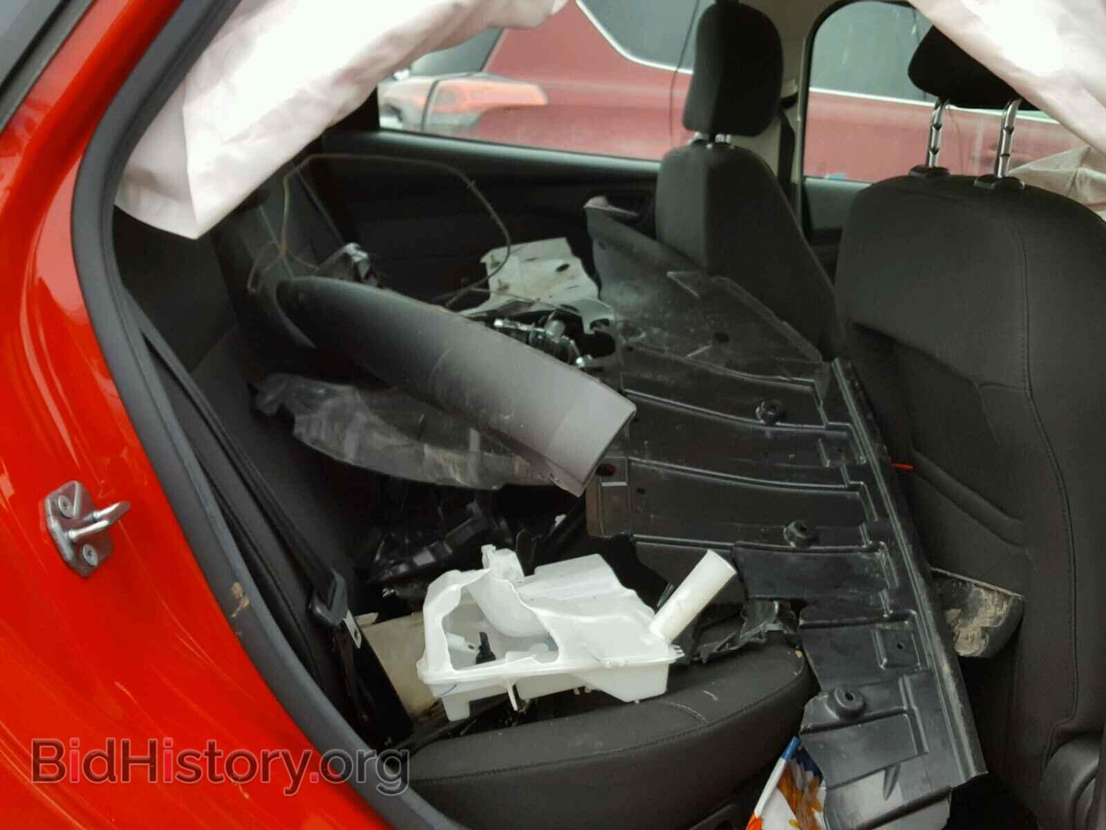 2017 FORD FOCUS - VIN: 1FADP3F23HL210065 - Photo 6