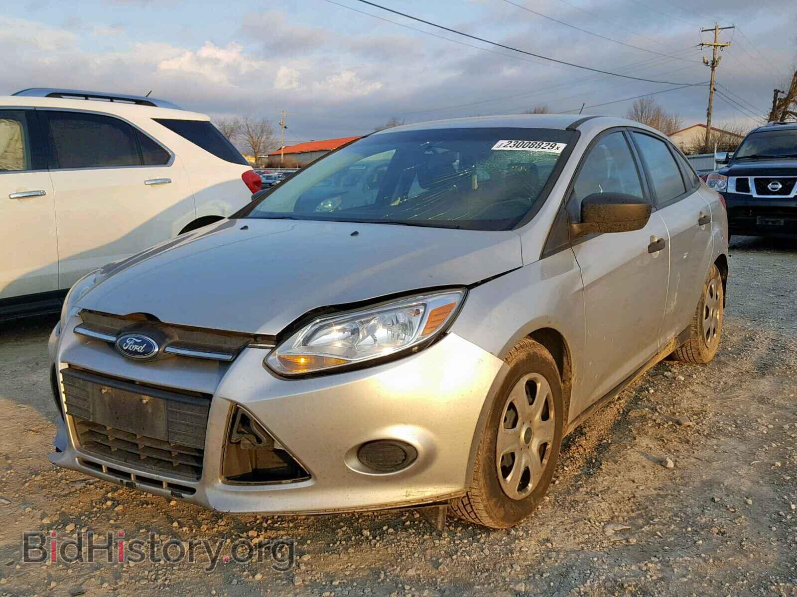 2013 FORD FOCUS - VIN: 1FADP3E28DL368722 - Фото 2