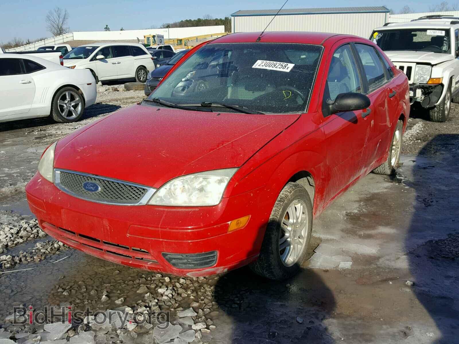 2007 FORD FOCUS - VIN: 1FAHP34N17W161475 - Фото 2