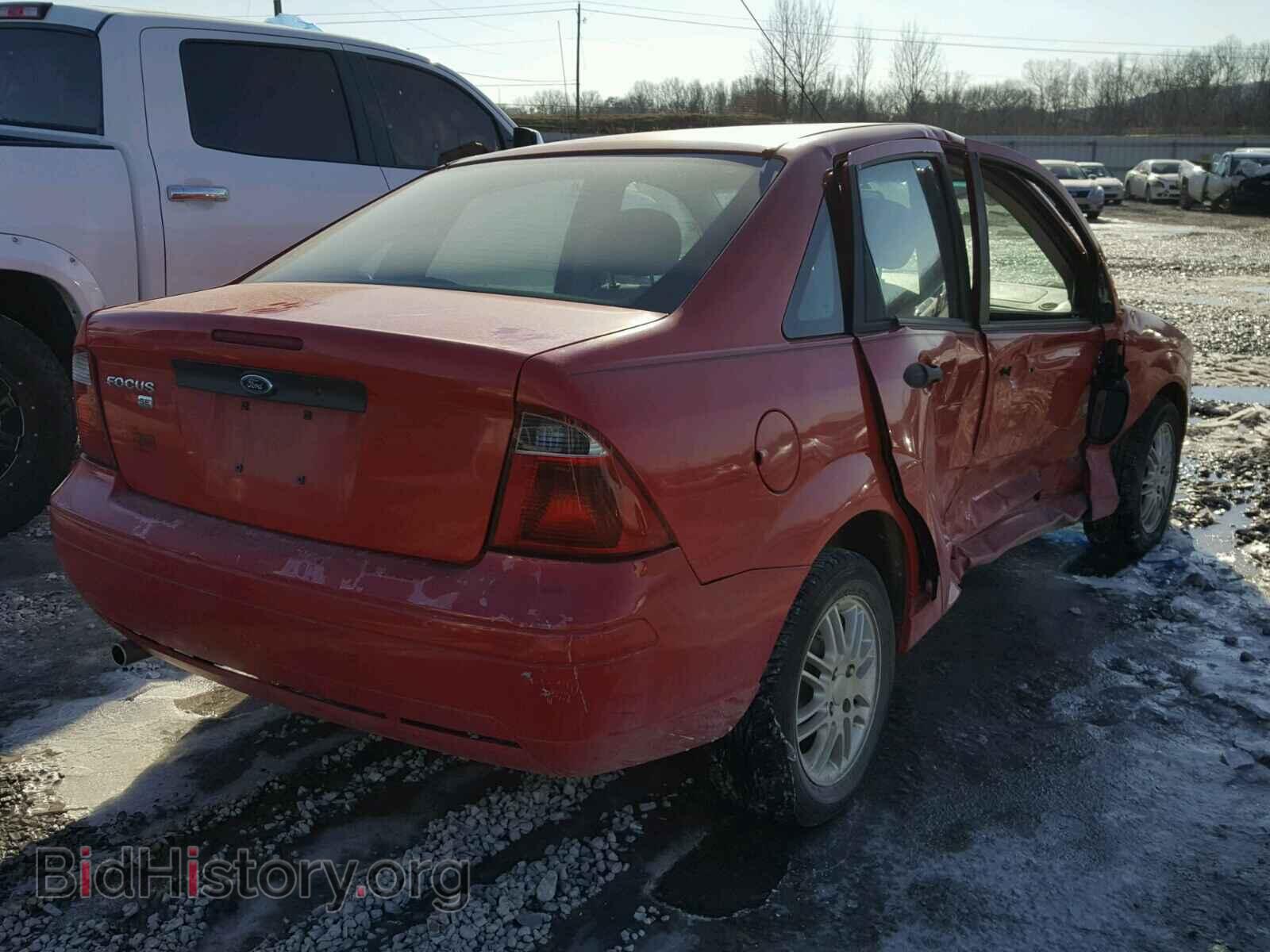 2007 FORD FOCUS - VIN: 1FAHP34N17W161475 - Фото 4