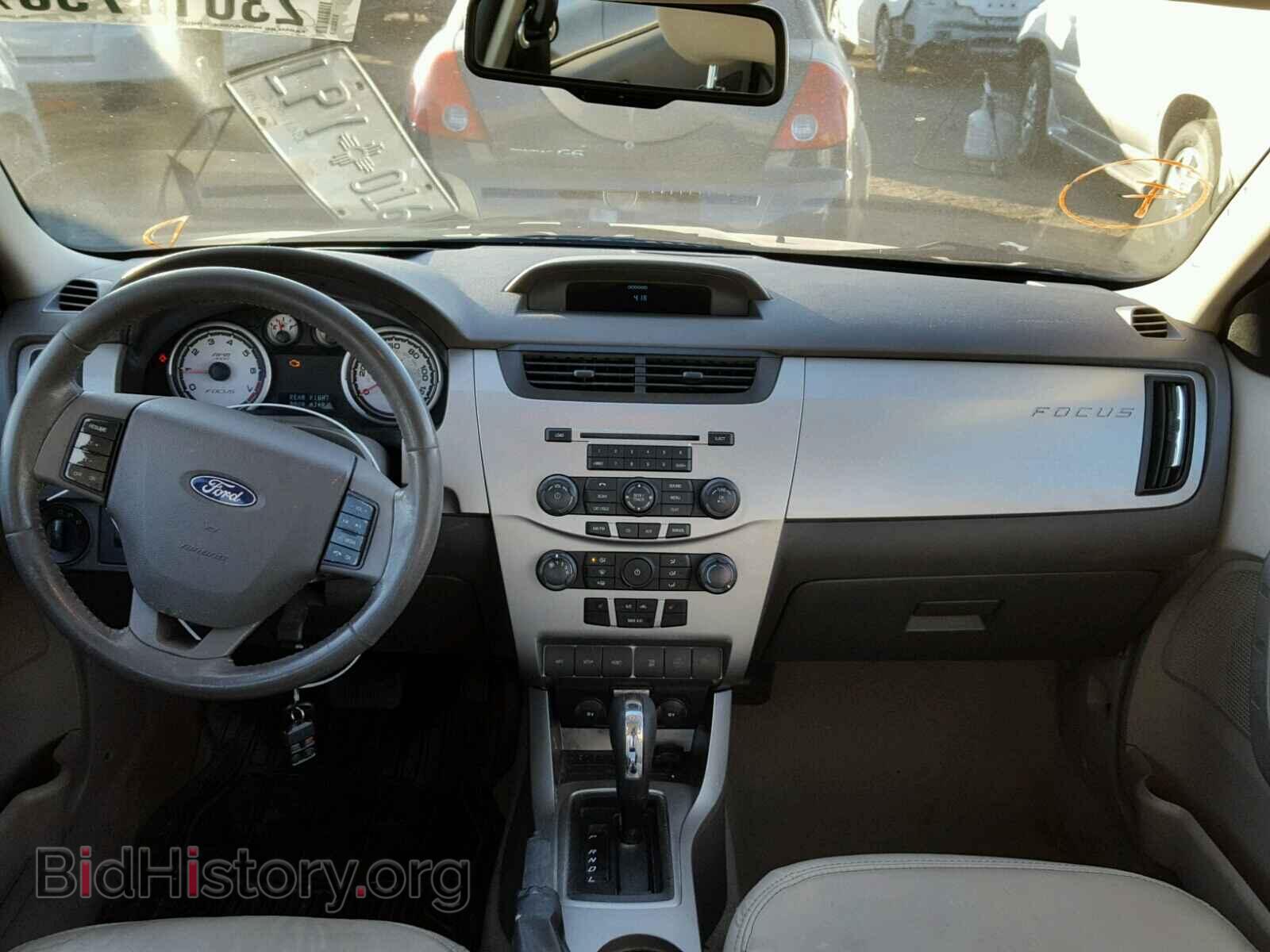 2008 FORD FOCUS - VIN: 1FAHP35N88W172957 - Photo 9