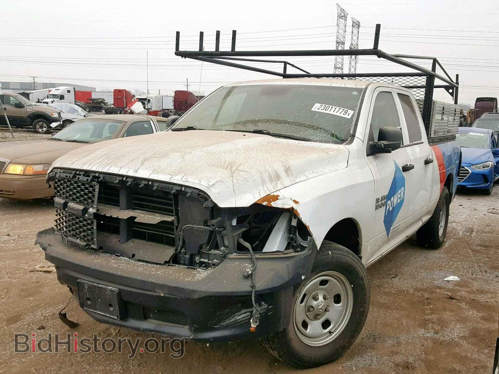 2016 RAM 1500 ST - VIN: 1C6RR7FG7GS275834 - Фото 2