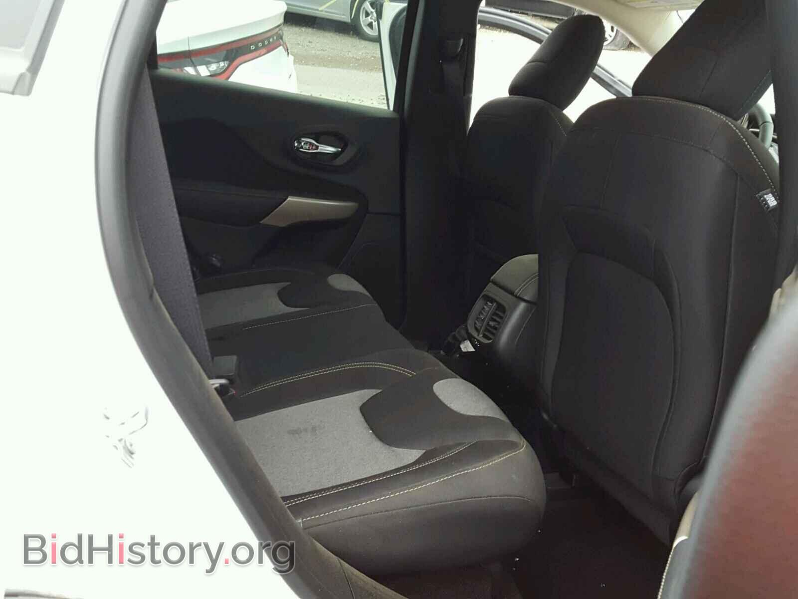 2017 JEEP CHEROKEE - VIN: 1C4PJLAB5HW607324 - Фото 6