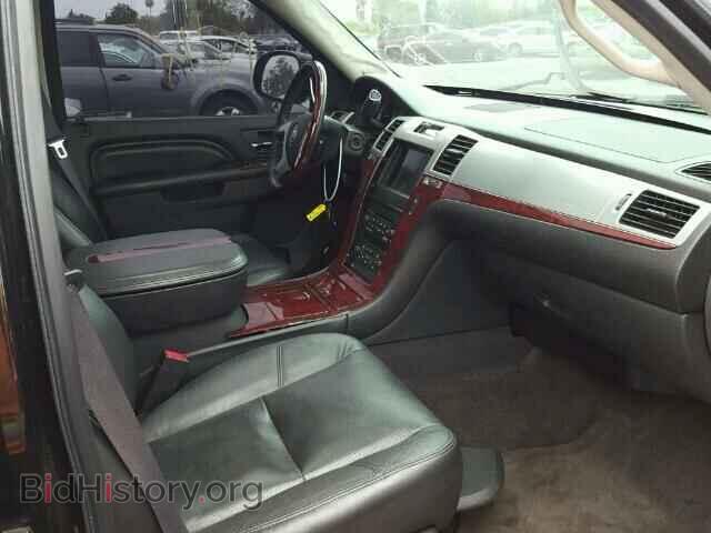 2011 CADILLAC ESCALADE - VIN: 1GYS3BEF5BR155550 - Фото 5