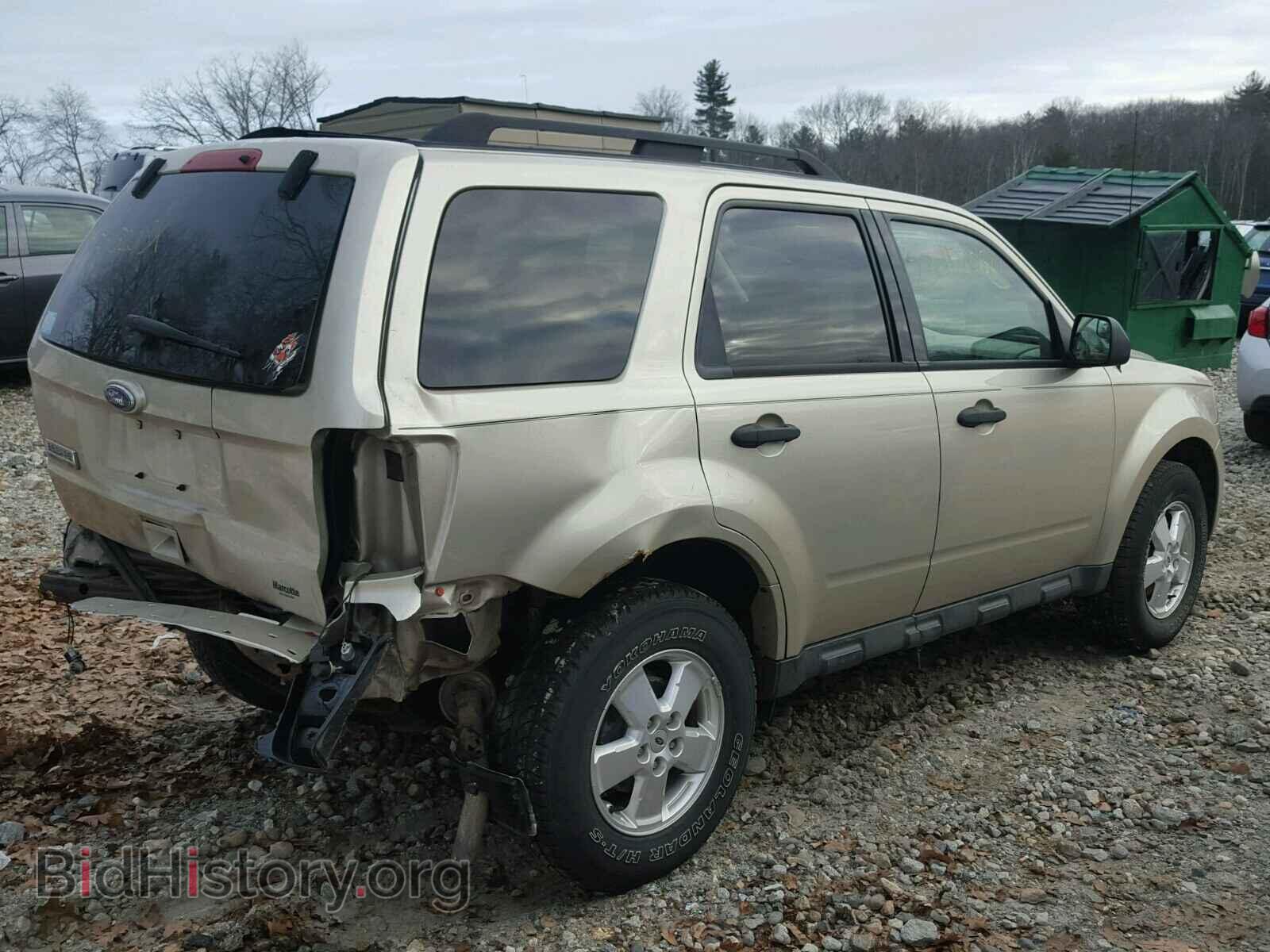 2011 FORD ESCAPE - VIN: 1FMCU9D78BKA44716 - Photo 4
