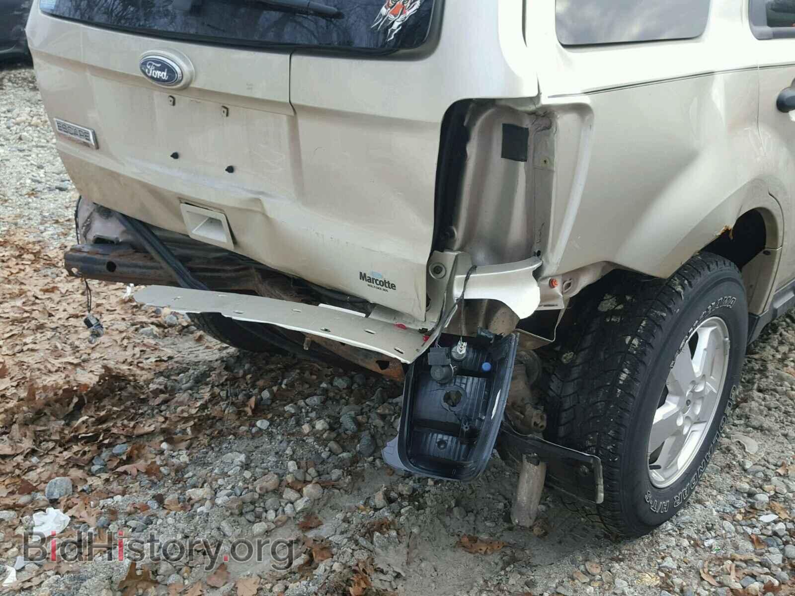 2011 FORD ESCAPE - VIN: 1FMCU9D78BKA44716 - Photo 9