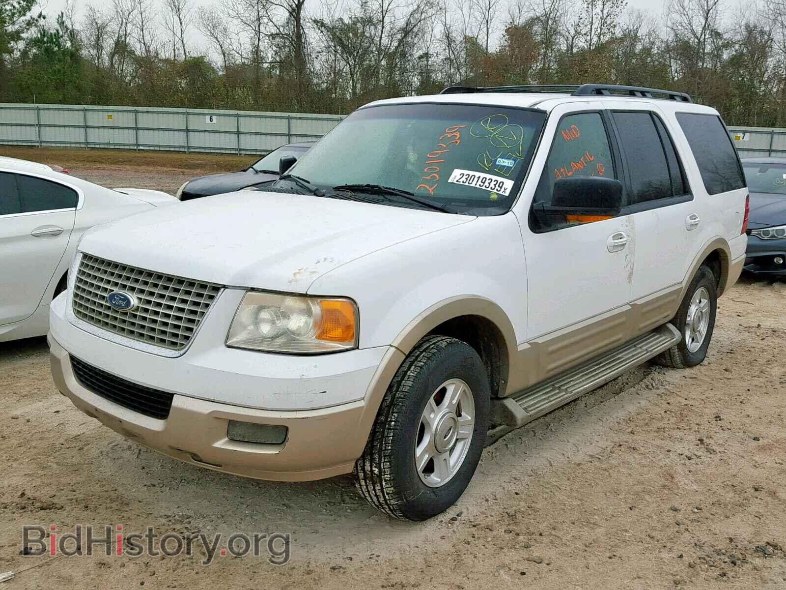 2006 FORD EXPEDITION - VIN: 1FMPU17566LA18760 - Фото 2