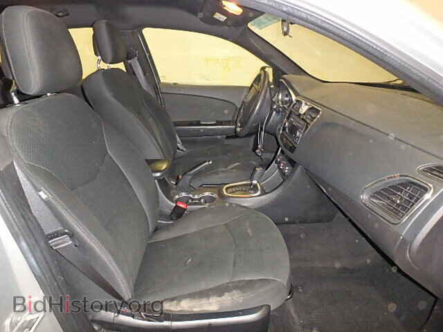 2012 CHRYSLER 200 - VIN: 1C3CCBAB0CN101373 - Фото 5