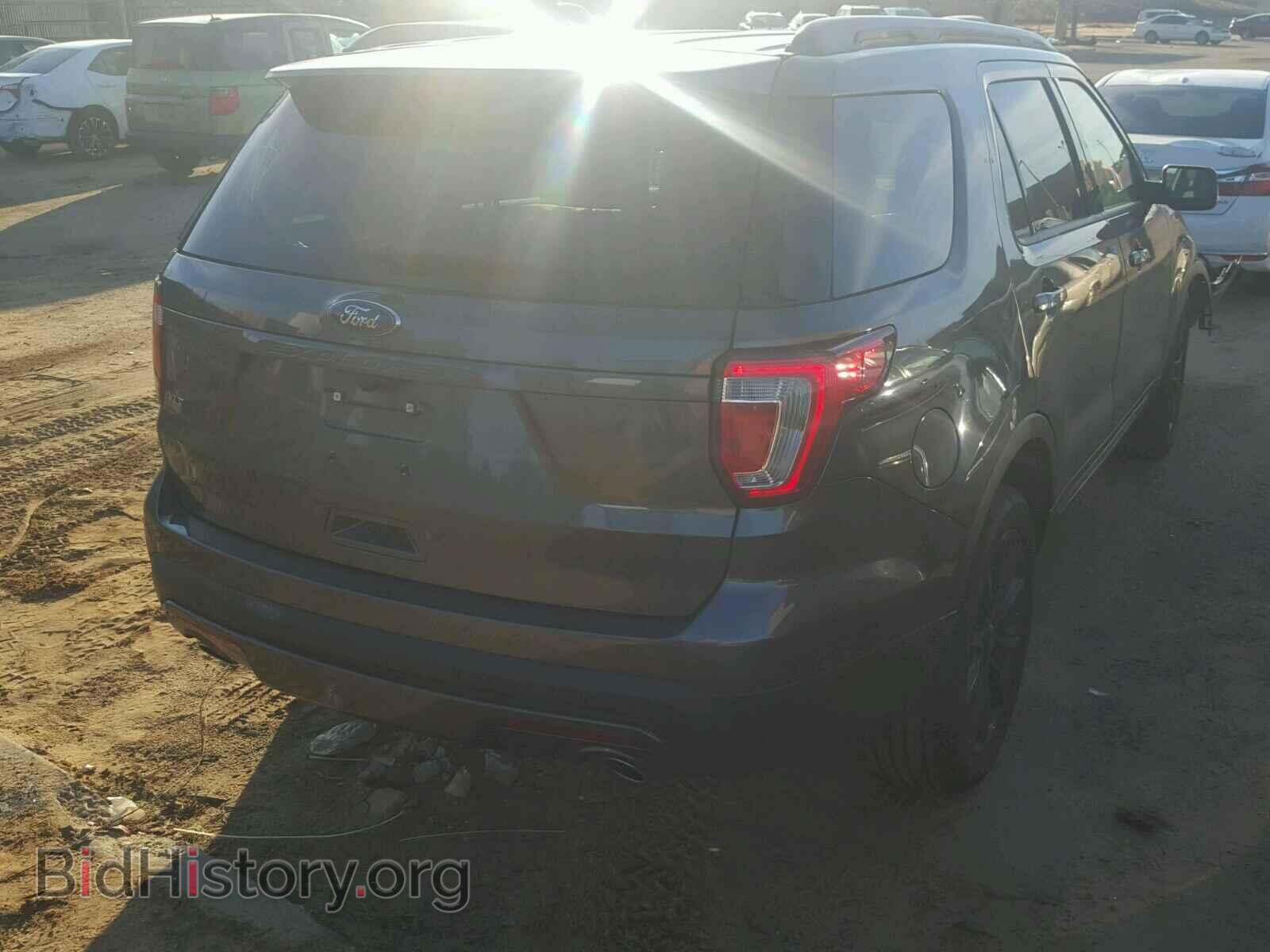 2017 FORD EXPLORER - VIN: 1FM5K7D86HGD34704 - Photo 4