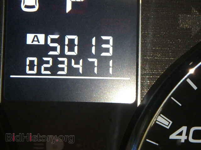 2011 SUBARU OUTBACK - VIN: 4S4BRBCC2B3395571 - Photo 8
