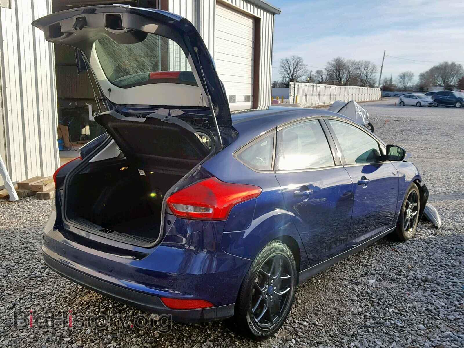2016 FORD FOCUS SE - VIN: 1FADP3K27GL311887 - Фото 3