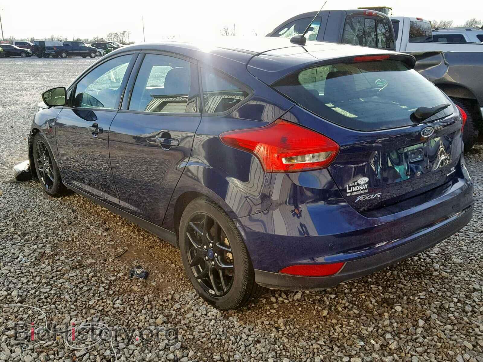 2016 FORD FOCUS SE - VIN: 1FADP3K27GL311887 - Фото 4