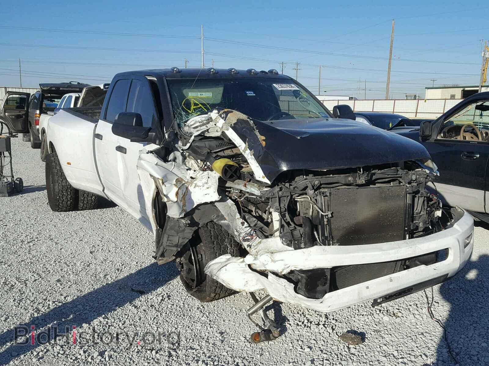 Photo 3C63RPGL3EG180130 - RAM 3500 2014