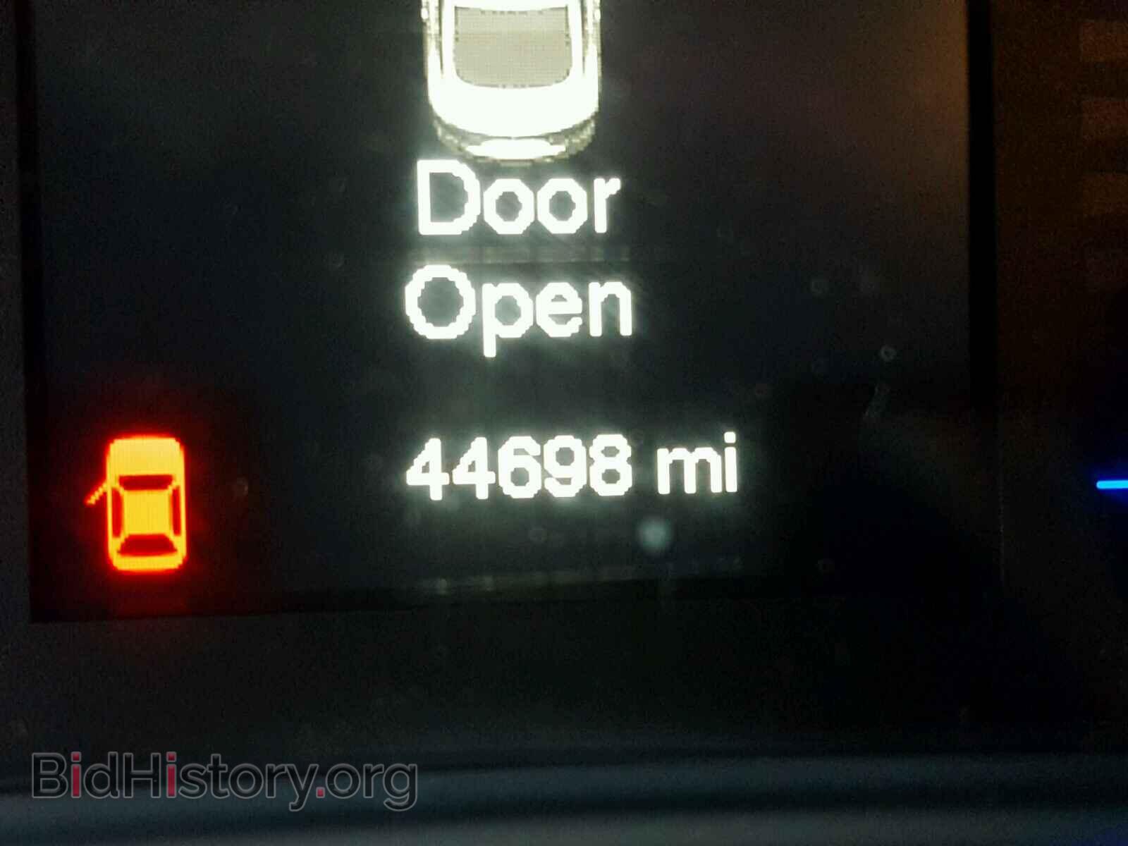 2016 CHRYSLER 200 - VIN: 1C3CCCAB3GN163636 - Photo 8