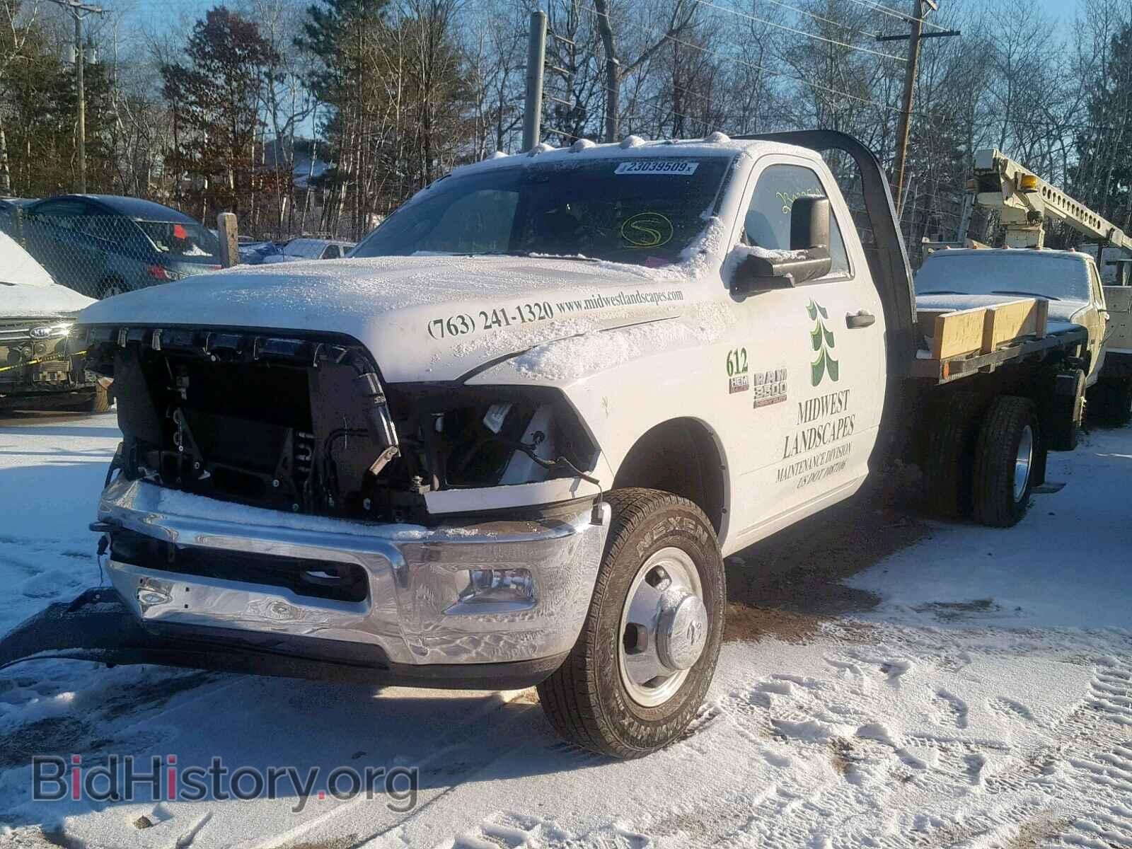 2018 RAM 3500 - VIN: 3C7WRTBJ2JG231490 - Фото 2