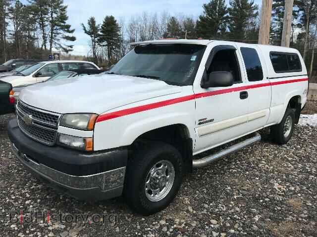 2005 CHEVROLET SILVERADO - VIN: 1GCHK29245E279119 - Фото 2