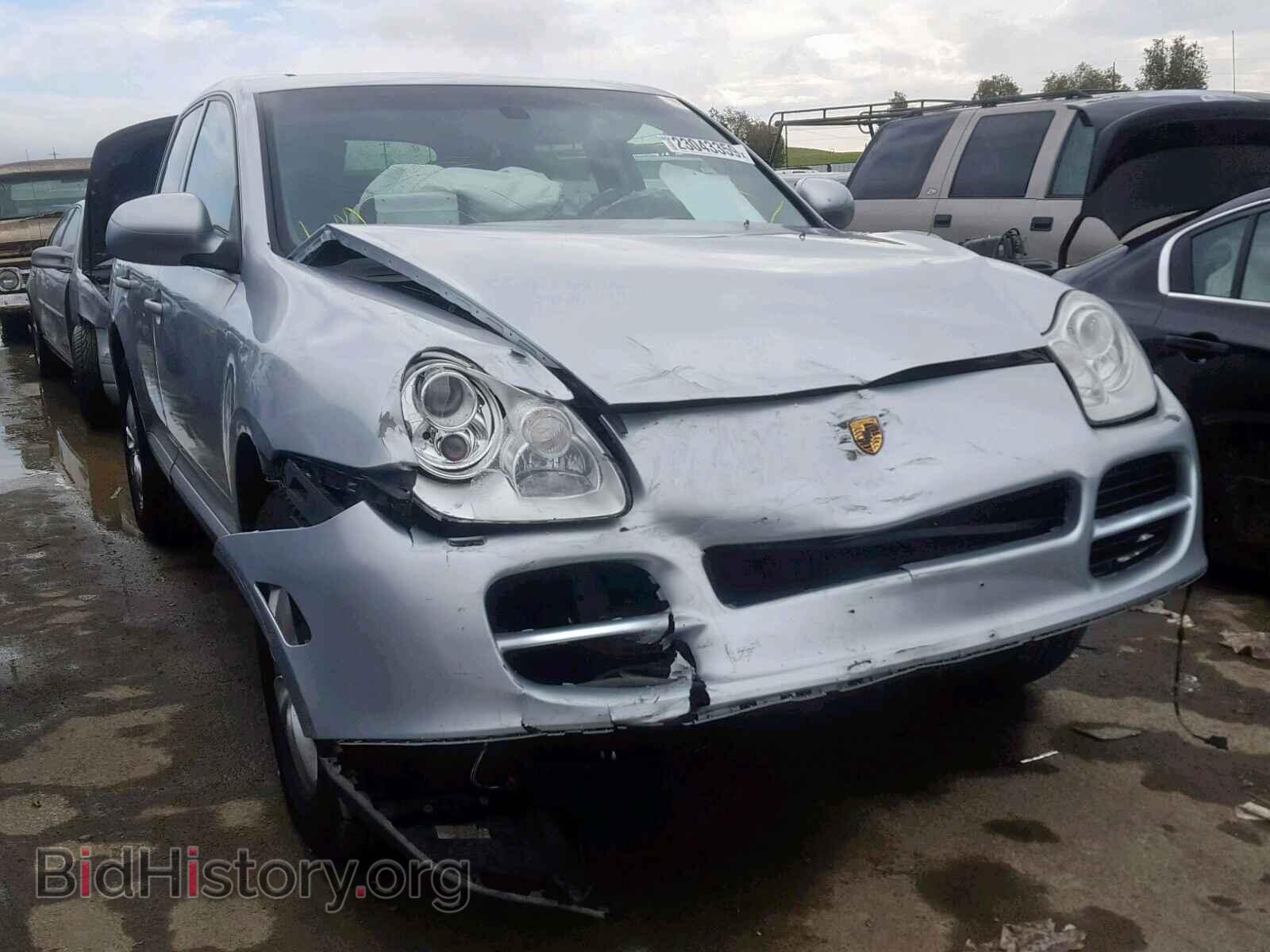 Photo WP1AB29P04LA61944 - PORSCHE CAYENNE S 2004