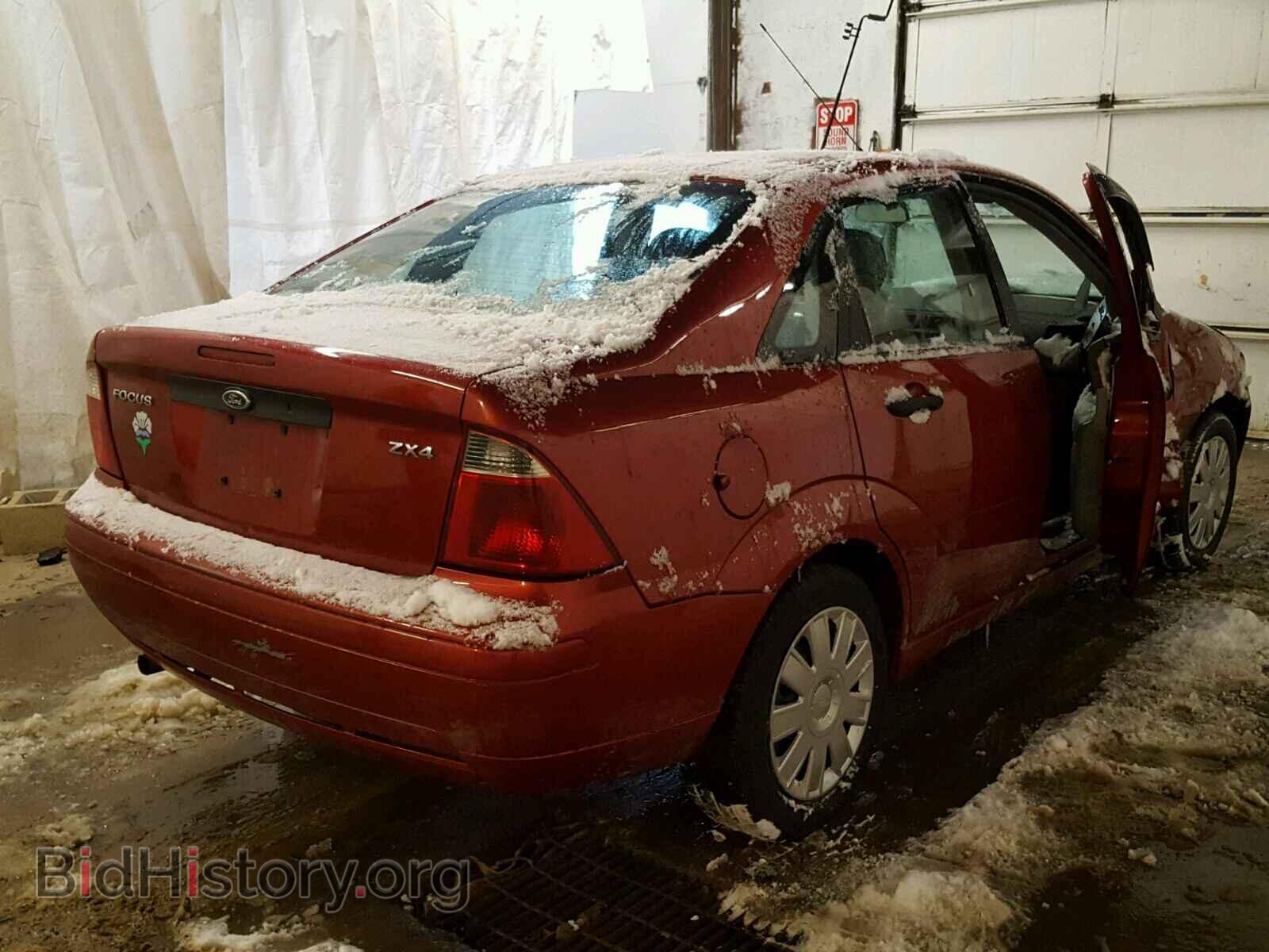 2005 FORD FOCUS - VIN: 1FAFP34N15W192990 - Фото 4
