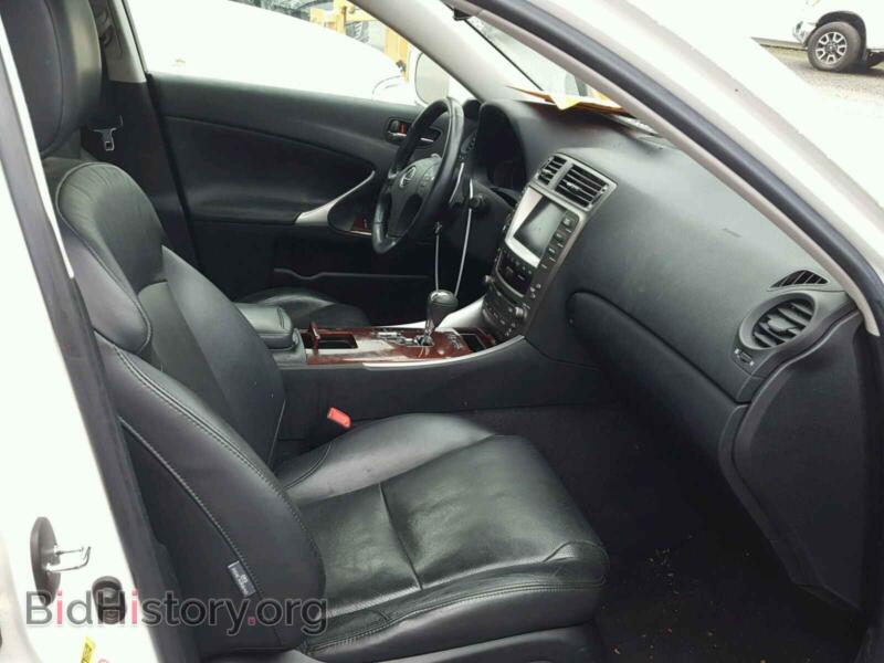2008 Lexus IS250 (VIN JTHBK262585076558) — фото 5 из 10