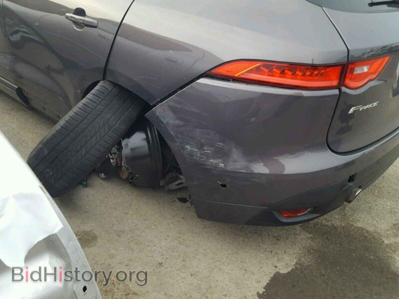 2017 Jaguar F-PACE (VIN SADCL2BV2HA071705) — фото 9 из 10