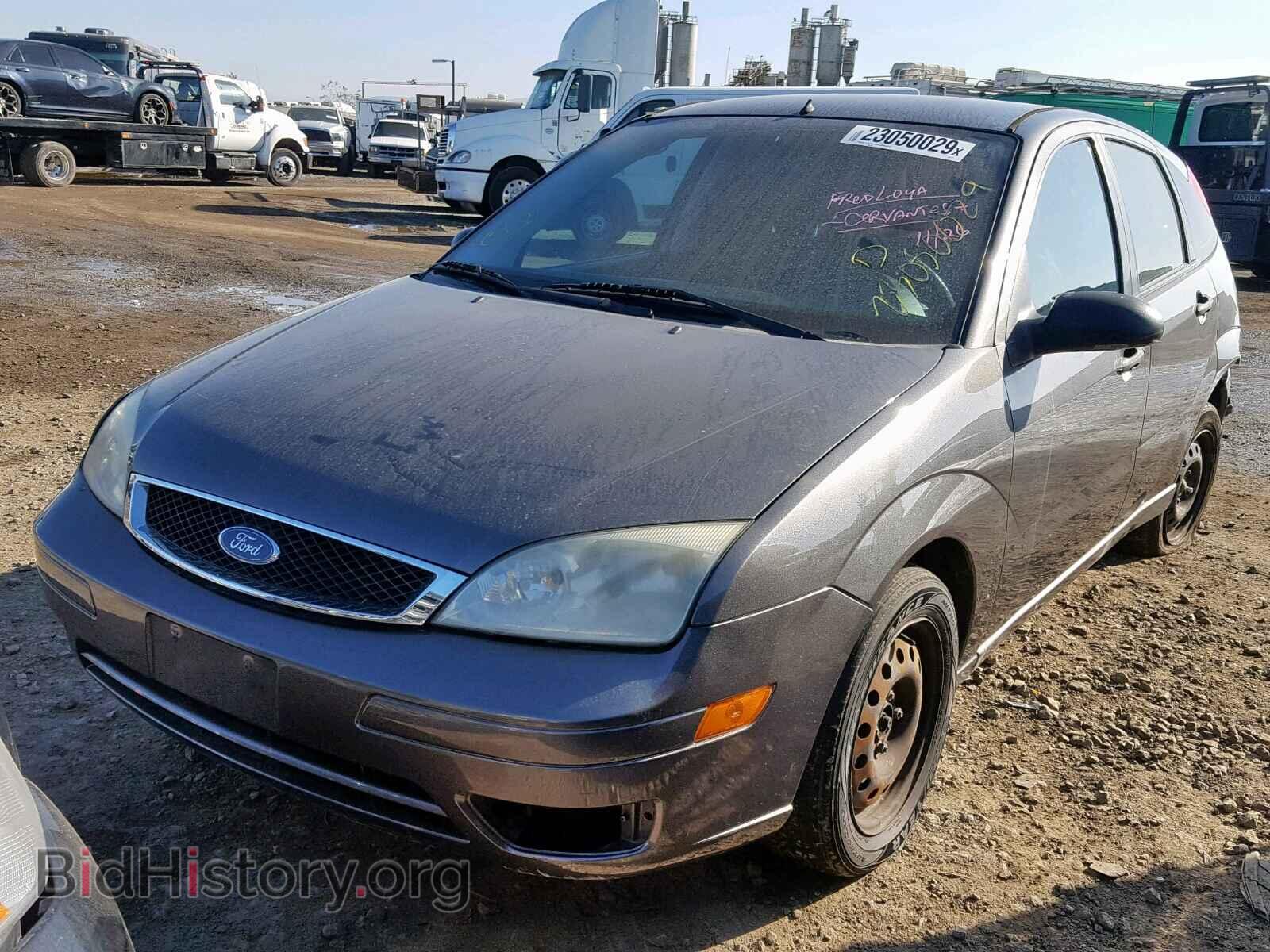 2007 FORD FOCUS - VIN: 1FAHP37N77W331771 - Фото 2