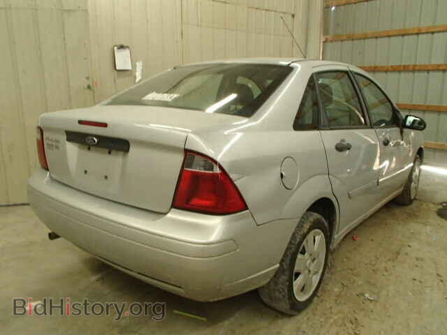 2007 FORD FOCUS - VIN: 1FAFP34NX7W279581 - Фото 4