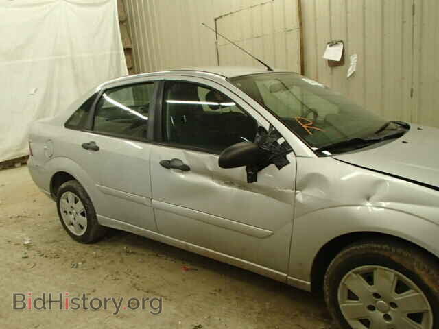 2007 FORD FOCUS - VIN: 1FAFP34NX7W279581 - Фото 9