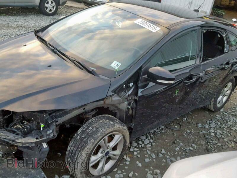 2014 Ford FOCUS SE (VIN 1FADP3K21EL331999) — photo 9 of 10