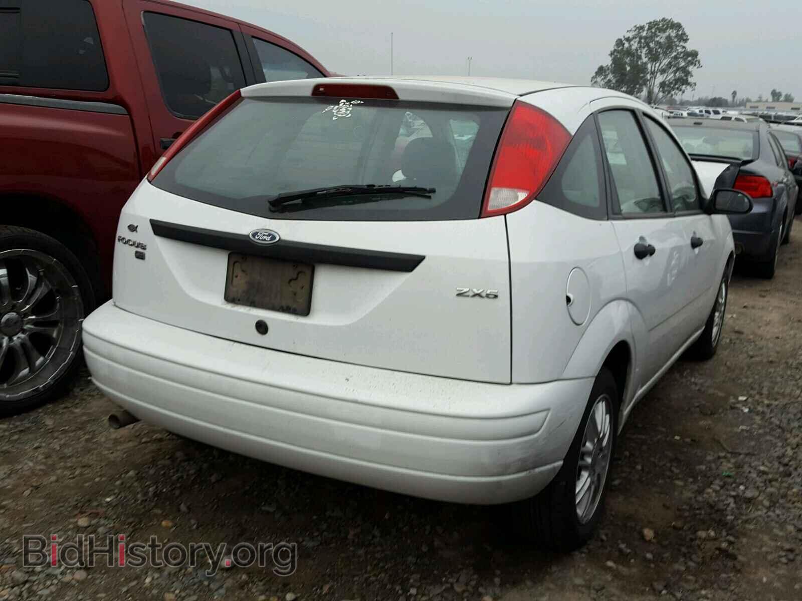 2005 FORD FOCUS - VIN: 3FAFP37N55R125663 - Фото 4