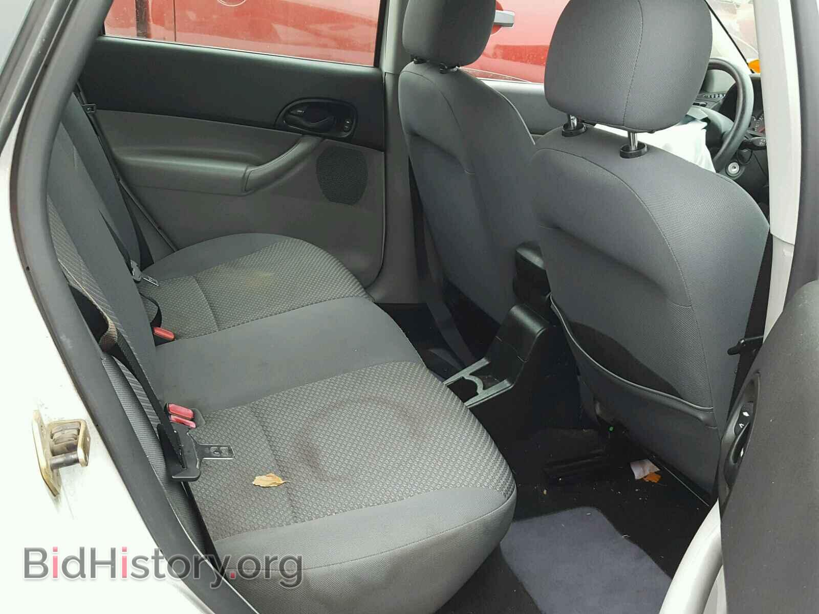2005 FORD FOCUS - VIN: 3FAFP37N55R125663 - Фото 6