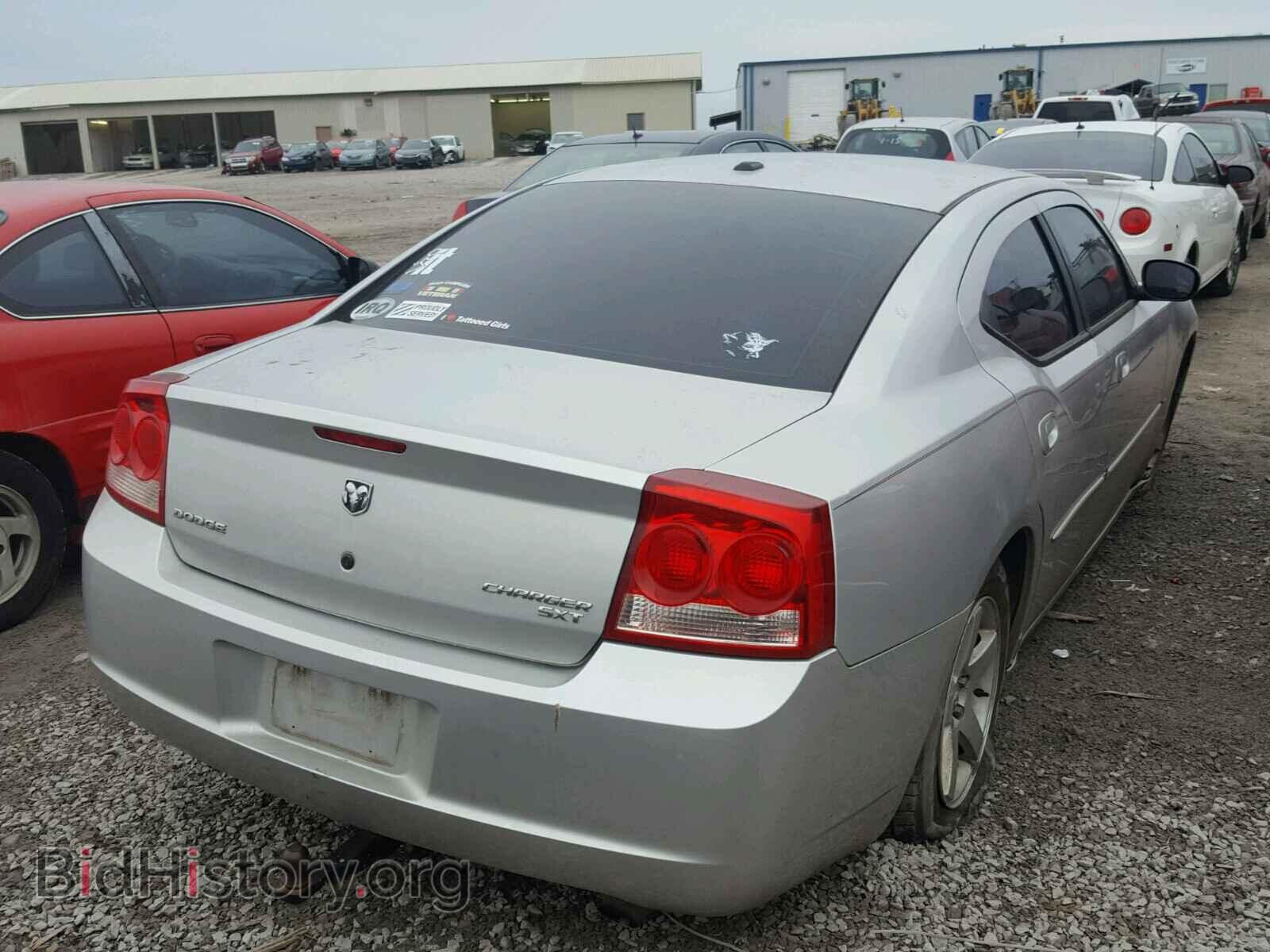 2010 DODGE CHARGER - VIN: 2B3CA3CV2AH107052 - Фото 4