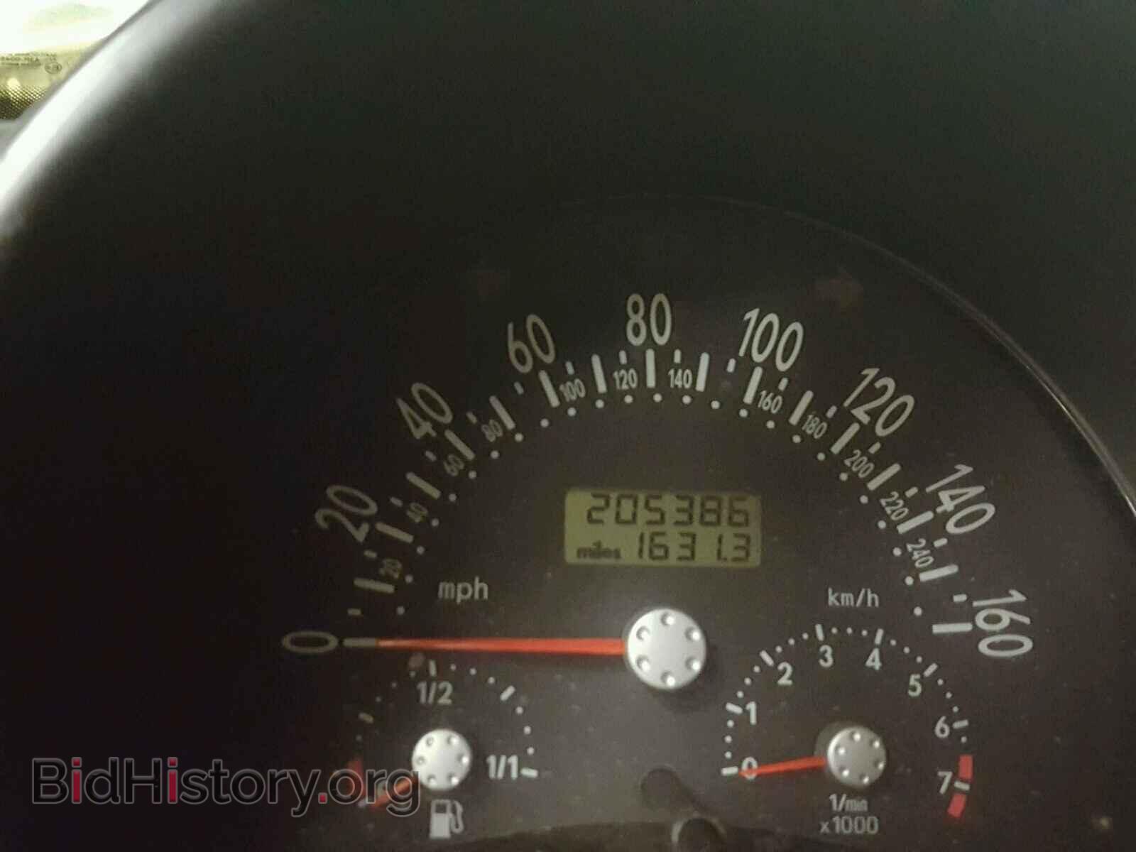 2000 VOLKSWAGEN BEETLE - VIN: 3VWDD21C4YM487994 - Фото 8