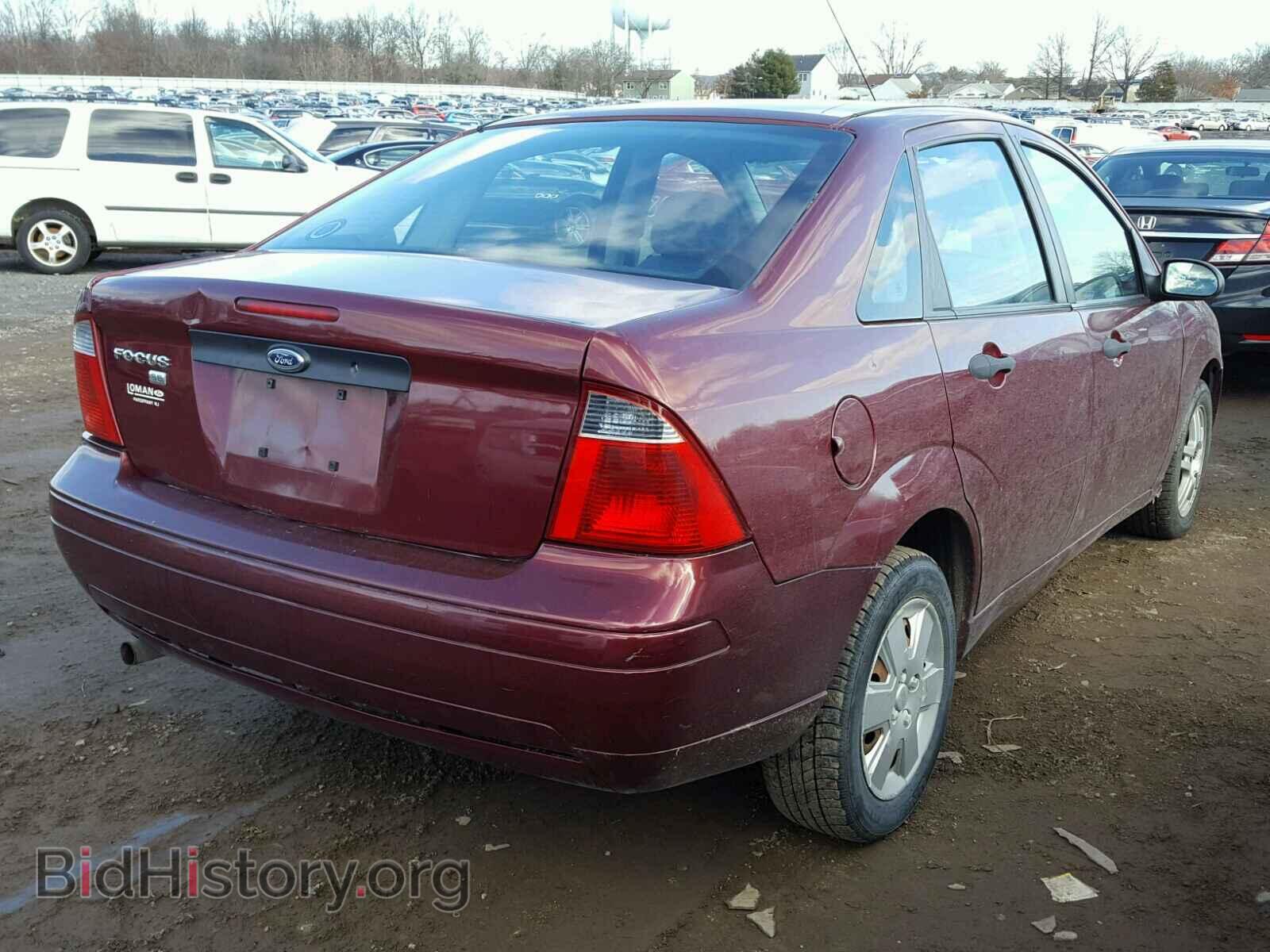 2007 FORD FOCUS - VIN: 1FAHP34N77W274699 - Фото 4