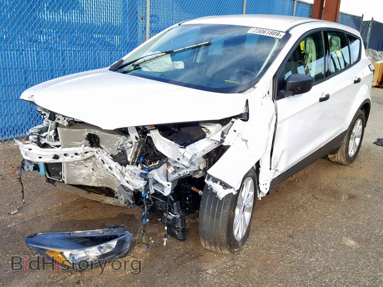 2019 FORD ESCAPE S - VIN: 1FMCU0F73KUA12351 - Фото 2