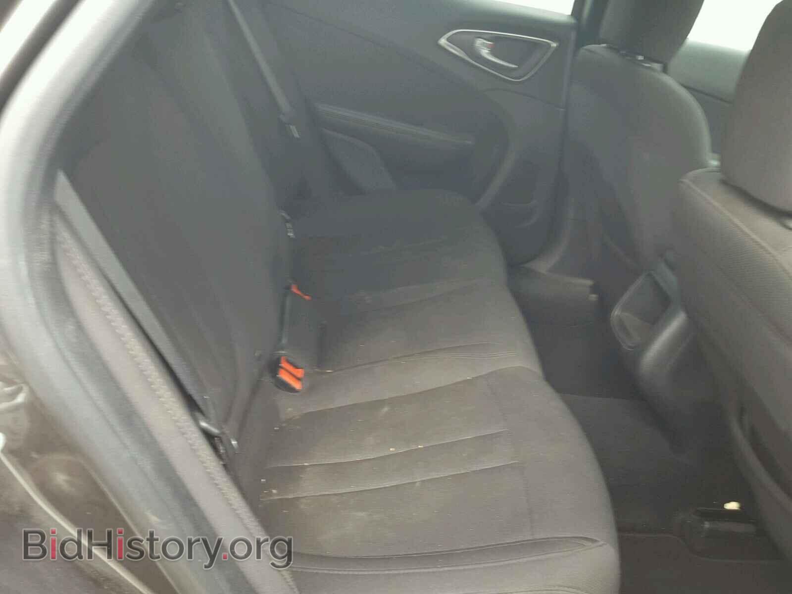 2015 CHRYSLER 200 - VIN: 1C3CCCFB9FN711212 - Photo 6