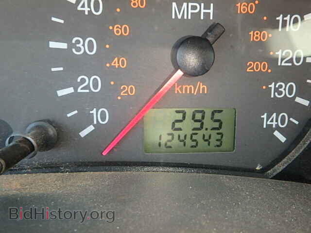 2005 FORD FOCUS - VIN: 1FAFP36N25W300935 - Photo 8
