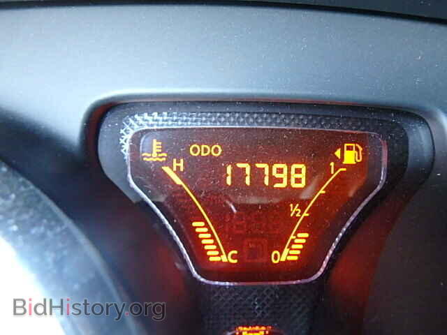 2014 Nissan VERSA (VIN 3N1CE2CP7EL391020) — photo 8 of 10