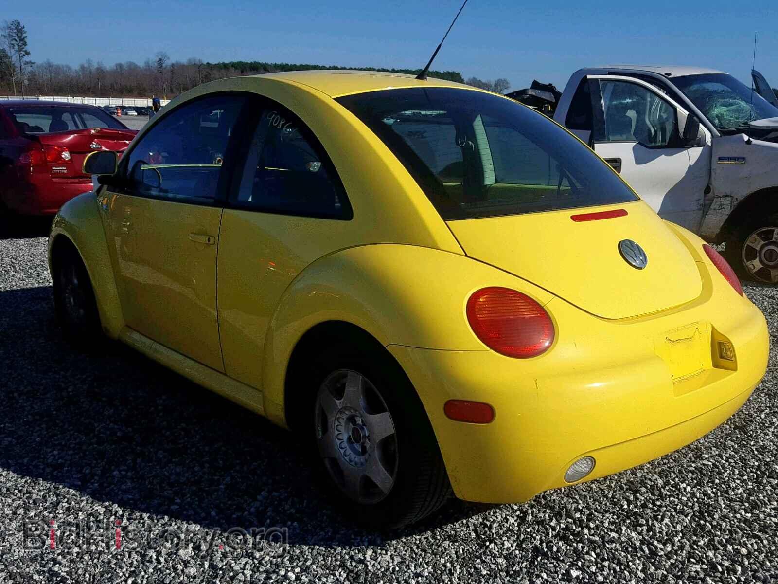2000 VOLKSWAGEN BEETLE - VIN: 3VWCA21C8YM440178 - Фото 3