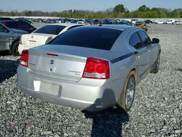 2010 DODGE CHARGER - VIN: 2B3CA3CV9AH123944 - Фото 4