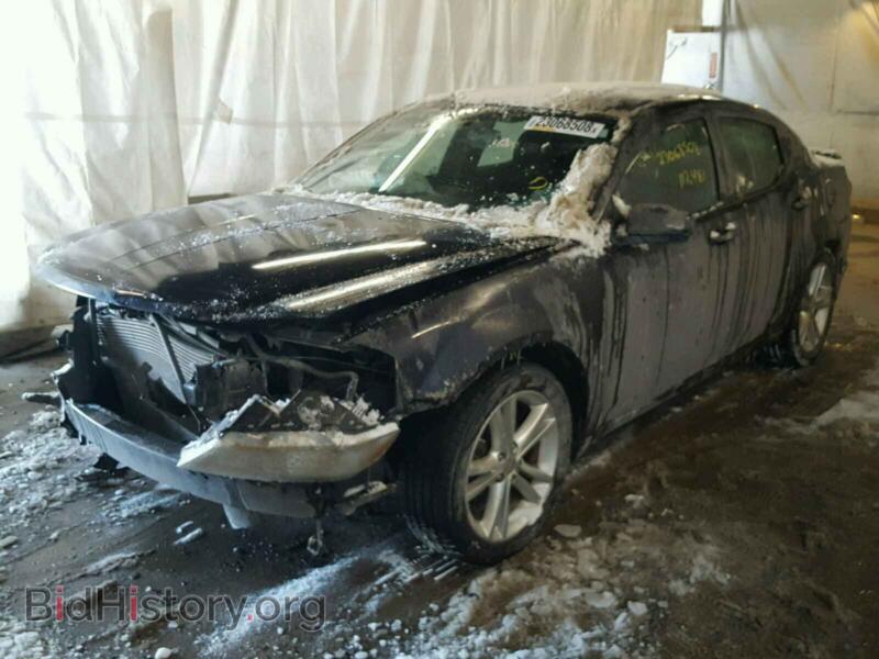 2011 Dodge AVENGER (VIN 1B3BD1FG1BN573780) — фото 2 из 10