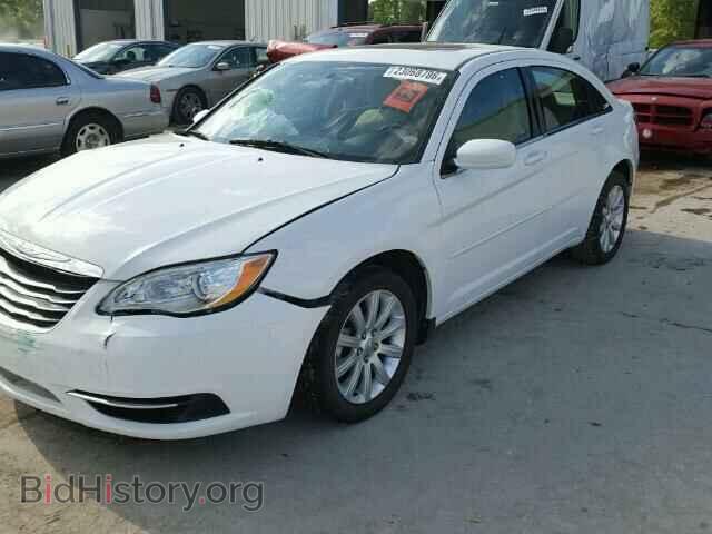 2013 CHRYSLER 200 - VIN: 1C3CCBBG4DN636038 - Фото 2